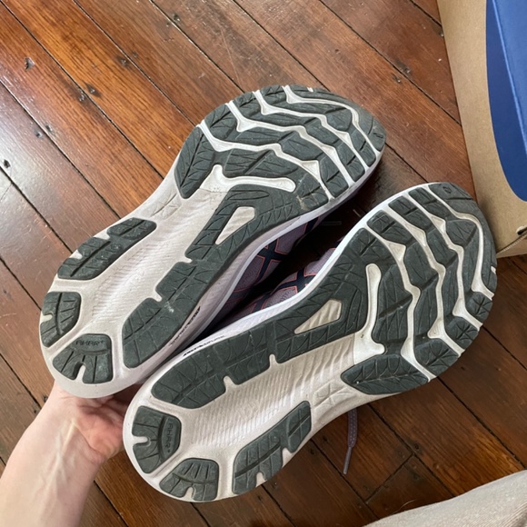 ASICS GT 2000 - Picture 2 of 4